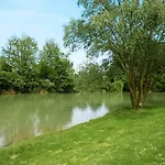 منتزه العطل La Bastide Mazères