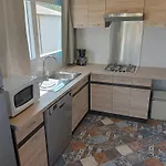 拉巴斯蒂德度假酒店 假日公园 3*