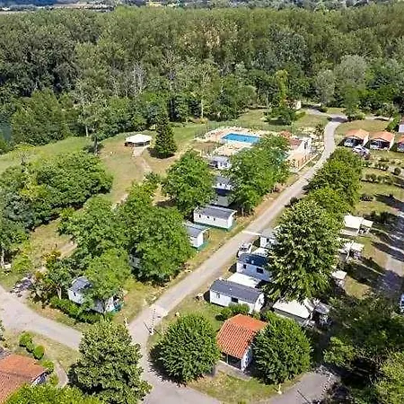 פארק נופש La Bastide 3*