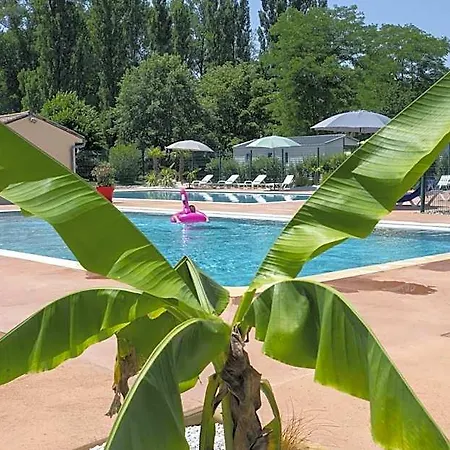 La Bastide פארק נופש 3*