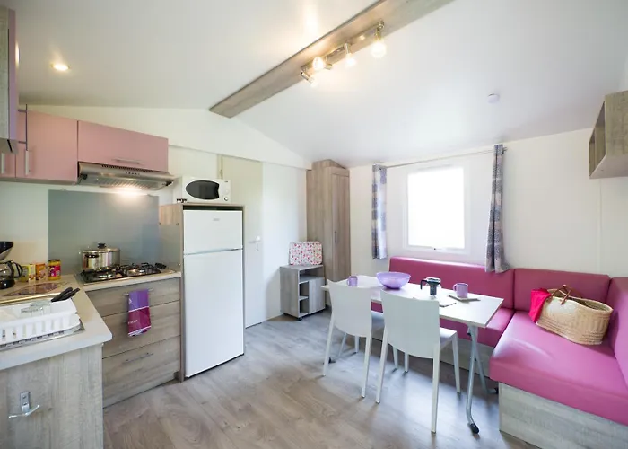 Parque de vacaciones La Bastide 3*